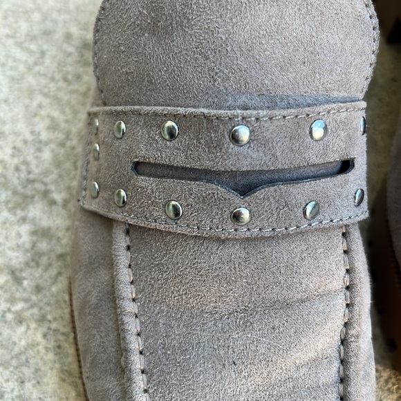 Sun + Stone Taelenn Taupe Faux Suede Studded Slip on Loafer Women's Size 8.5 - Picture 3 of 8
